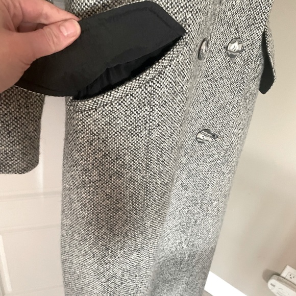Vintage Long Gray Coat - Picture 10 of 13